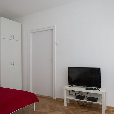 Apartment Slavija Square/Clinical Center Of Serbia بلغراد المظهر الخارجي الصورة