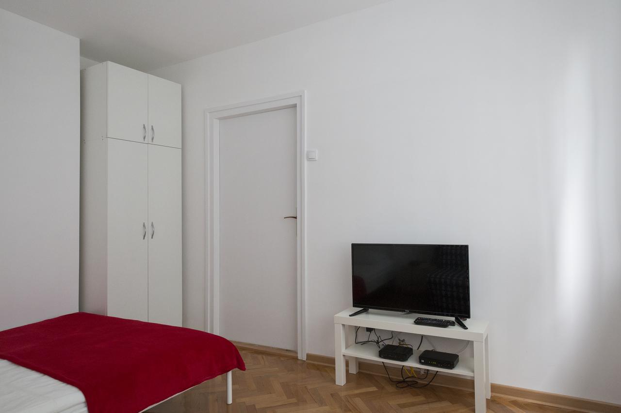 Apartment Slavija Square/Clinical Center Of Serbia بلغراد المظهر الخارجي الصورة